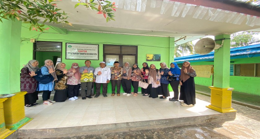 Monitoring dan Evaluasi Pemberian Tablet Tambah Darah Remaja Putri Sekolah Menengah di MTs DDI Kersik Putih
